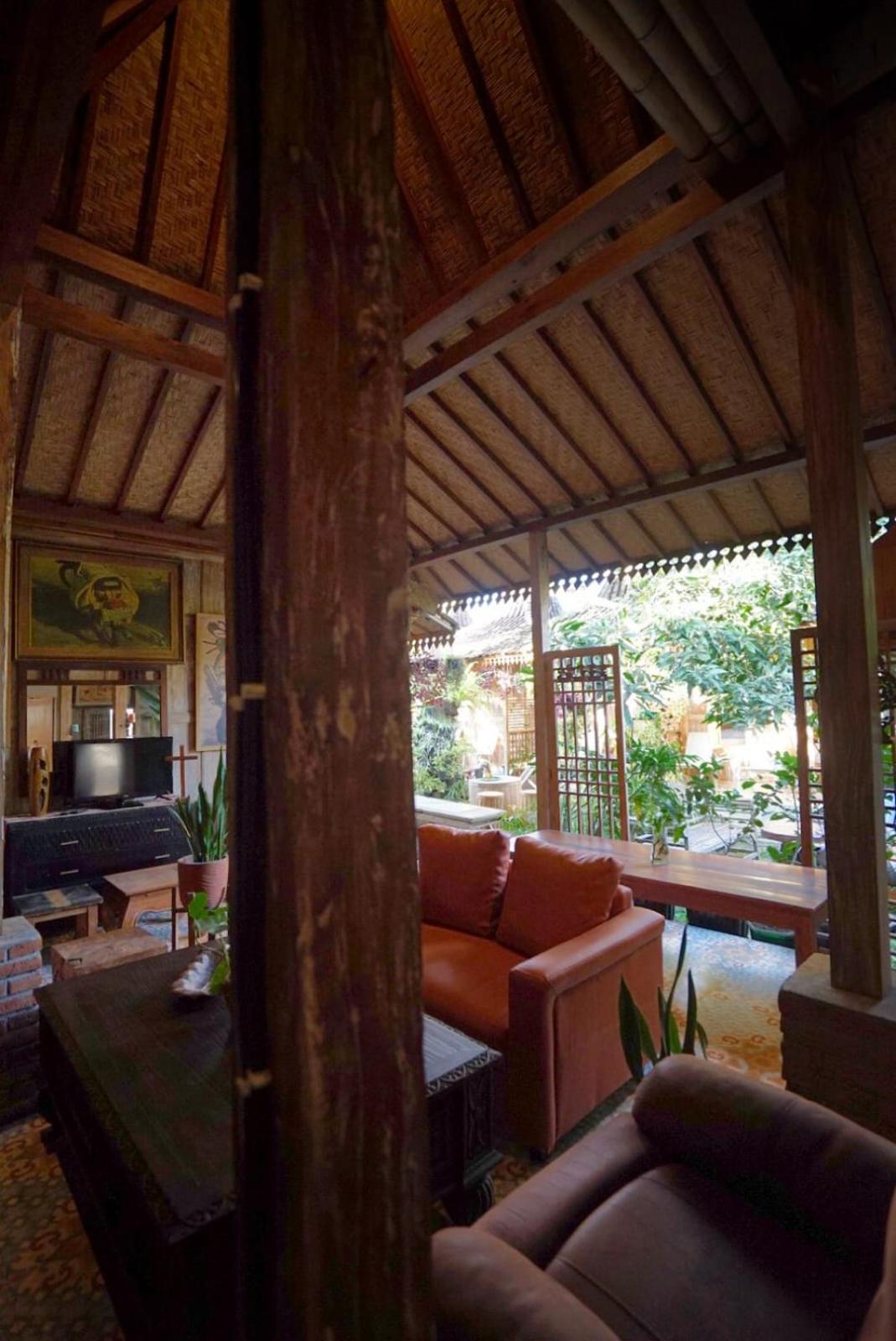 Hotel Oma Joglo Jimbaran Exterior foto
