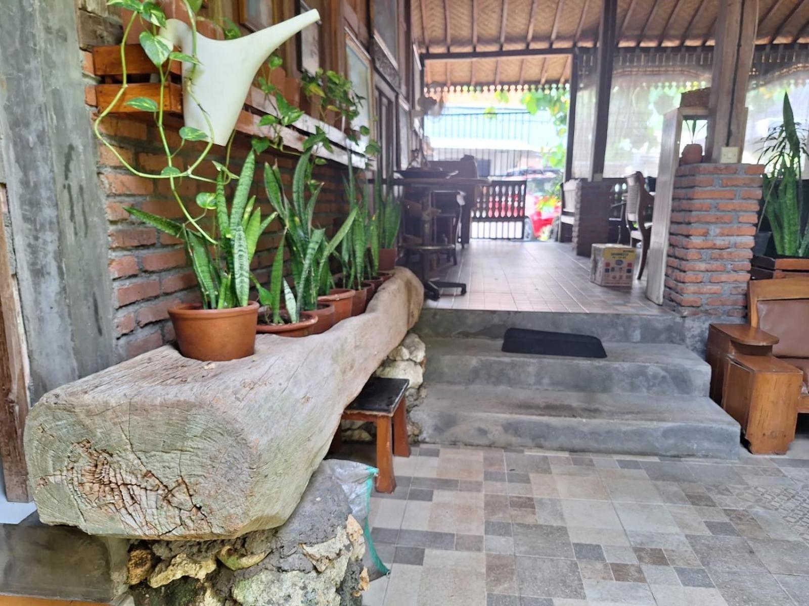 Hotel Oma Joglo Jimbaran Exterior foto
